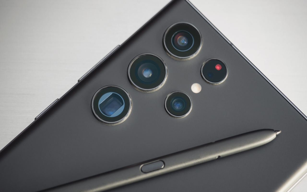 Samsung Galaxy S24 Ultra Delivery Charge's